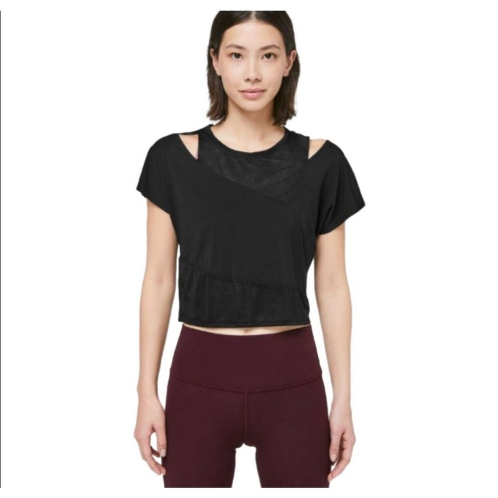 Lululemon Women's Cold Shoulder No Inhibitions Lightweight Crop Tee Black Sz 10